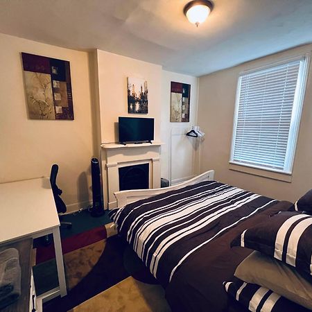 Apartamento 5 Minutes To Vcu Richmond Exterior foto